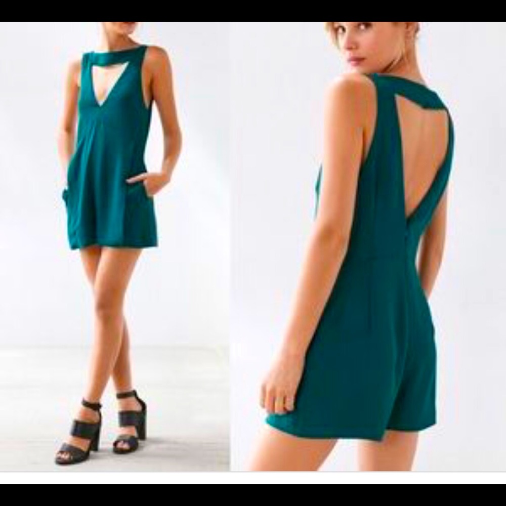 Urban outfitters C/Meo collective green romper